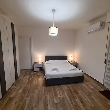 Apartment Garibaldi Павия Экстерьер фото