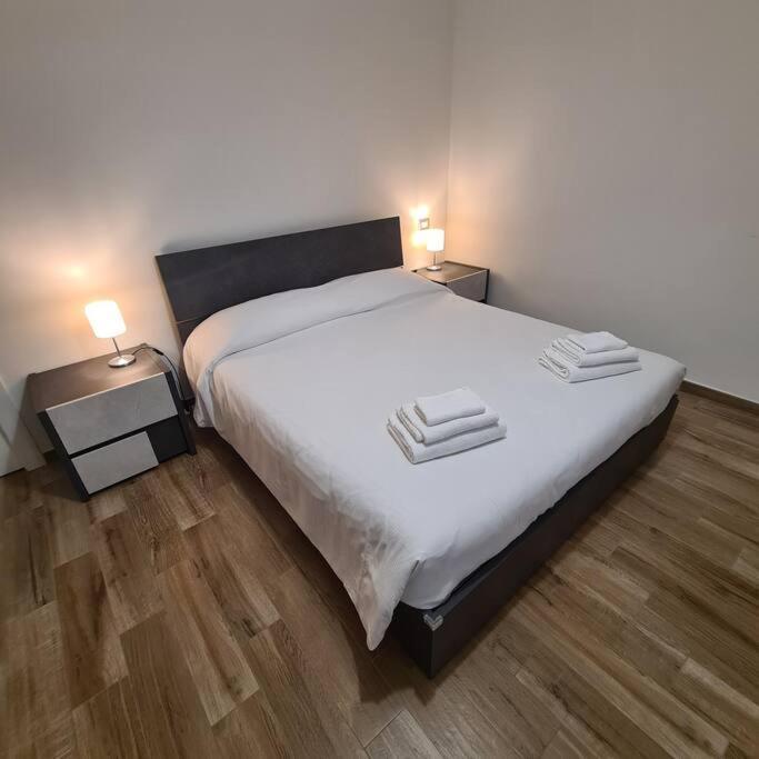 Apartment Garibaldi Павия Экстерьер фото